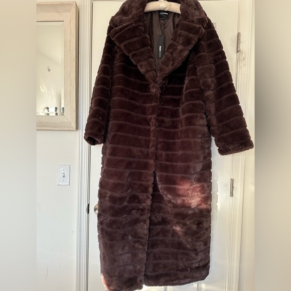 NWT Fashion Nova Vivienne Faux Fur Trench Maxi Coat Chocolate Brown Luxe - Picture 14 of 17
